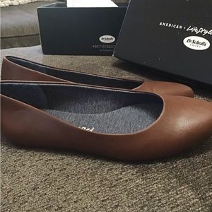 Dr Scholls slip on women shoes size 8 with memory foam